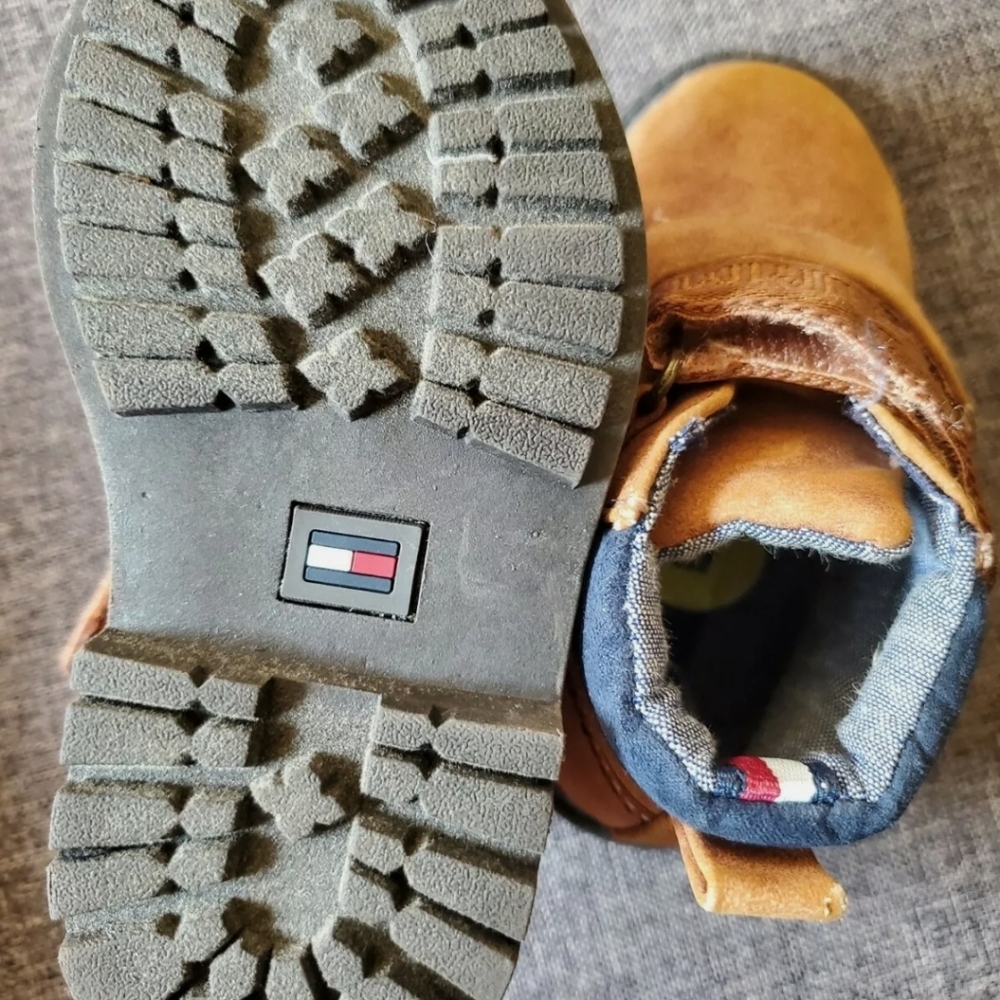 Tommy Hilfiger Toddler Suede Hook Loop Ankle Boots Baby Sz 5 First Walker Shoes - Picture 6 of 7